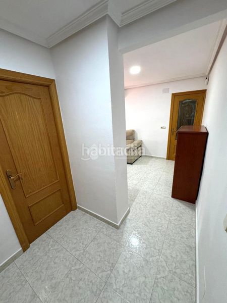 Foto e2f5c96a-3edc-4f60-8db8-489db5a1f8f1. Pis a Reyes Parla