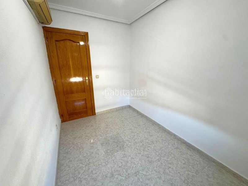 Foto e3d55656-0d04-4268-9574-371fdf9f9329. Pis a Reyes Parla