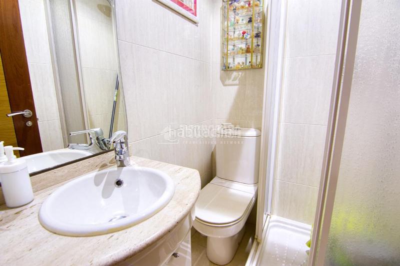 Foto 62e840fb-a79d-4449-93c5-6601f0b1b1e5. Piso  en venta en Los Castros Santander
