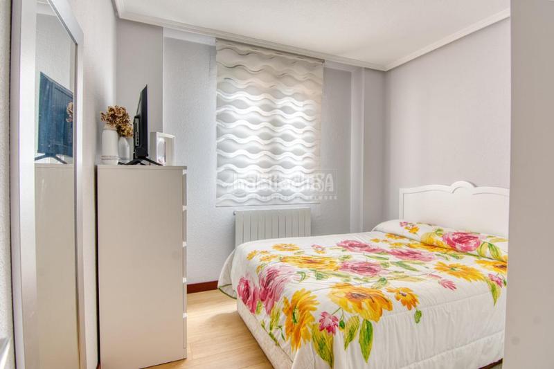 Foto 8951135c-1dc6-4d22-90fd-941f869641d4. Piso  en venta en Los Castros Santander