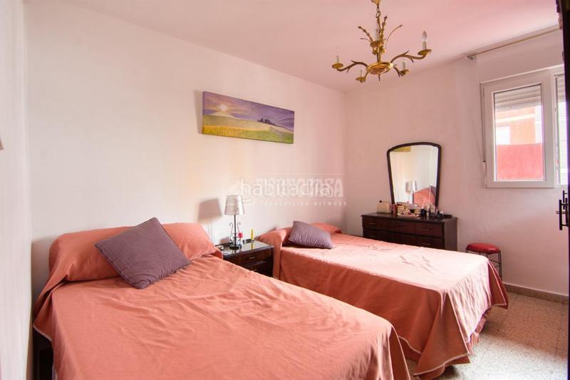 Foto 5e0459cd-2dbe-46f7-9060-fb37d518c3fa. Piso  en venta en Los Castros Santander