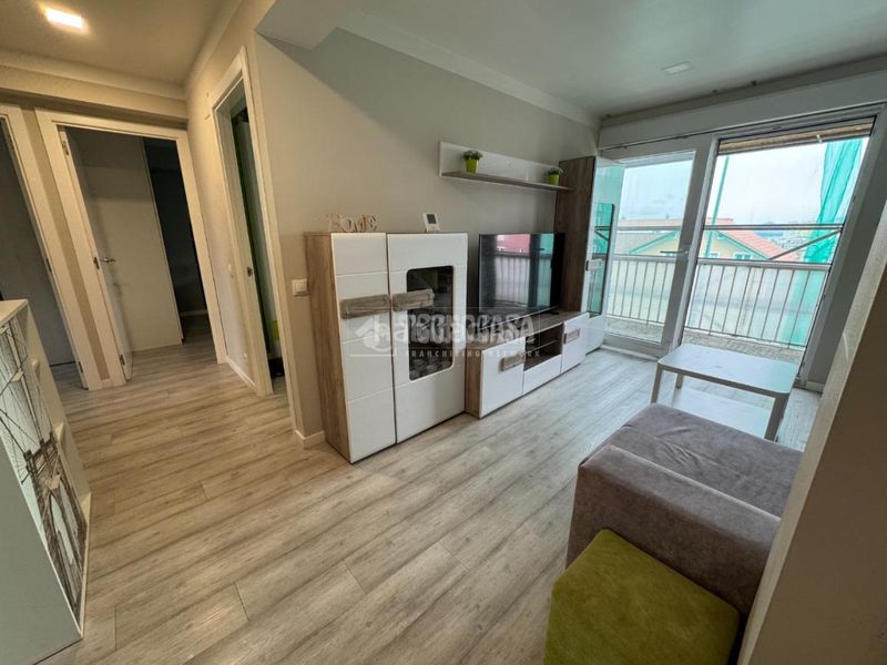 Foto 1d198fa7-f0d9-41bd-ab87-c4f900b5363d. Lloguer pis amb calefacció a Los Castros Santander