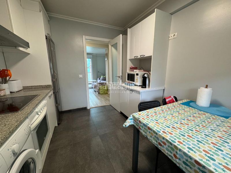 Foto 48484e40-a035-468c-be63-3f990738da45. Lloguer pis amb calefacció a Los Castros Santander