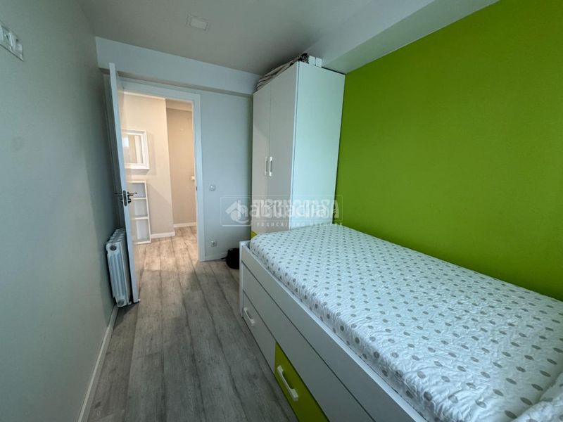 Foto 4e4a0b89-fb86-4dce-97e5-4b065416506e. Lloguer pis amb calefacció a Los Castros Santander