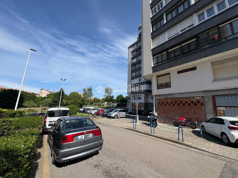 Foto f6a78759-b691-477e-a0f5-aac5cf39de43. Local comercial a General Dávila Santander
