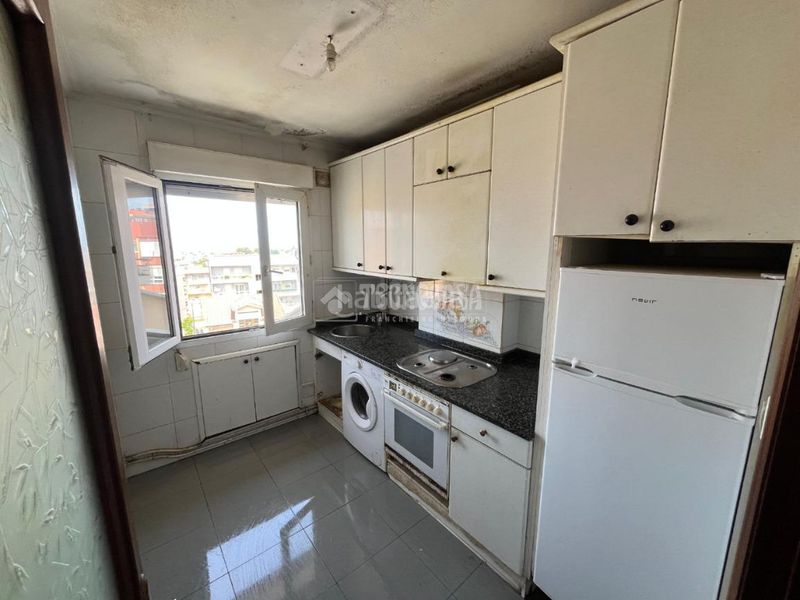 Foto 377f630c-f755-415d-9bed-0252f06e0ff9. Piso  en venta en Los Castros Santander