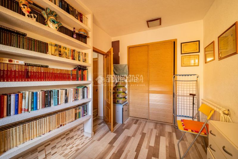 Foto 08b770e6-a4d6-4c75-9df9-c408924bfbc6. Dúplex amb calefacció a Covibar-Pablo Iglesias Rivas - Vaciamadrid