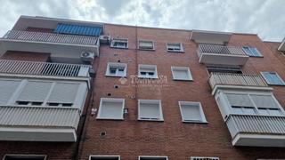 Piso en Valdeacederas. Piso en venta en madrid