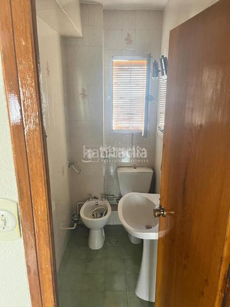 Foto 296f275e-ea3f-4288-8f8b-f08ded215cdb. Piso  en venta en Valdeacederas Madrid