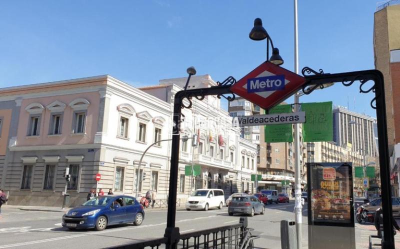 Foto e08d2f21-39c3-4838-bf91-5c6ab42e35af. Piso  en venta en Valdeacederas Madrid