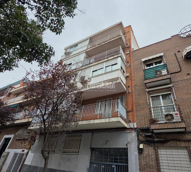 Foto 9077adf4-7c8a-47b1-bafb-1b6b21f63130. Appartement avec chauffage dans Valdeacederas Madrid