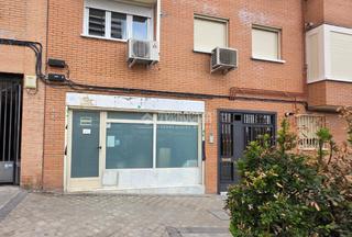 Location Local commercial à Valdeacederas. Local comercial en alquiler en madrid