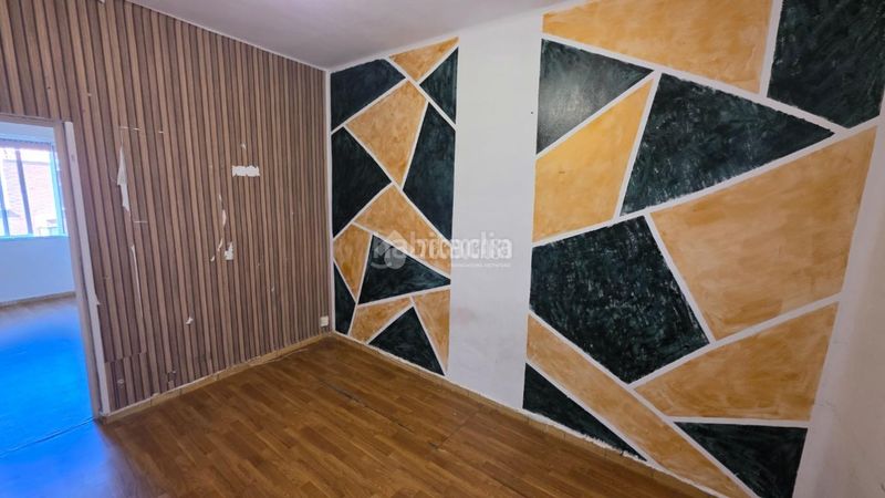 Foto 9bf40f5b-78ae-4188-8623-3f3504f4ad7d. Pis a Valdeacederas Madrid
