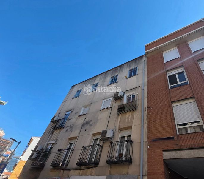 Foto af1e9331-6e95-4754-a026-a28d7272d8db. Pis a Valdeacederas Madrid