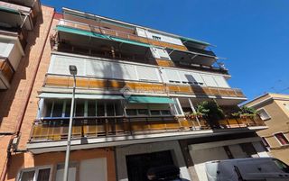Flat in Valdeacederas. Piso en venta en madrid