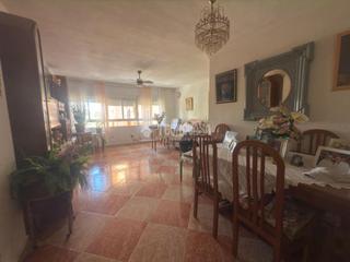 Pis  C. simeón giménez reyna. Piso en venta en málaga