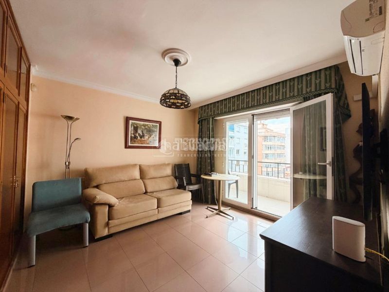 Foto 39ea4380-830e-450d-9d1c-c6b6f4008918. Pis amb aparcament a Los Castillejos - La Trinidad Málaga