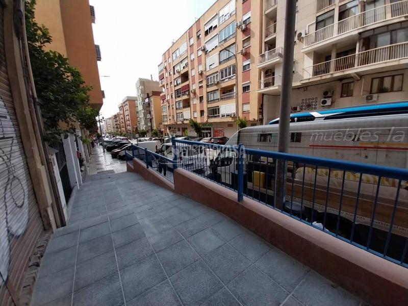Foto 213cd292-34ca-440a-8fbc-99af26da7df6. Local comercial  en venta en Suárez Málaga