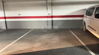 Parking coche en Residencial Triana - Barrio Alto. Boxplaza de garaje en venta en las gabias