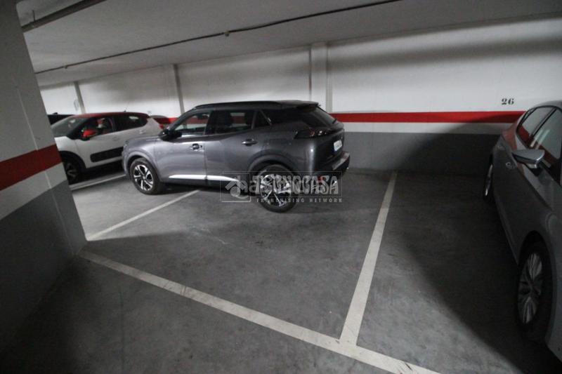 Foto bb137559-af91-45c1-a061-6823baf1d113. Parking voiture dans Residencial Triana - Barrio Alto Gabias (Las)