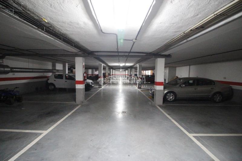 Foto d0ecb92e-f0ee-4e1f-8516-deb67f3e9180. Parking voiture dans Residencial Triana - Barrio Alto Gabias (Las)