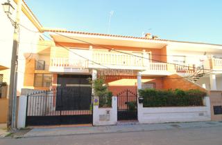 Casa aparellada a San Francisco - El Chorrillo. Casa en venta en las gabias
