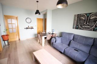 Pis a Híjar. Piso en venta en las gabias