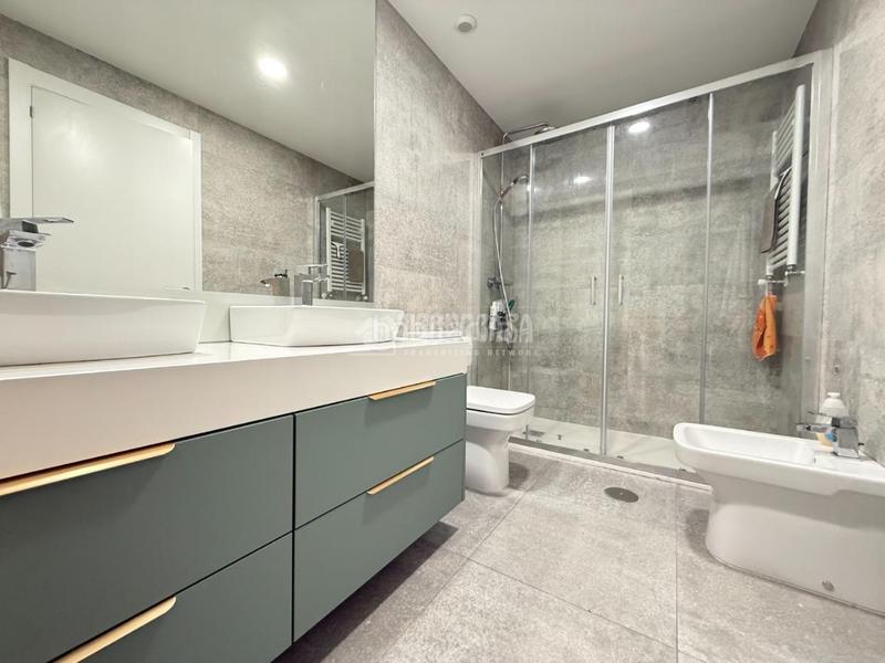 Foto de69fbd2-b53c-4ae6-80fb-1f66c98b2818. Appartement avec parking dans primera fase-nuevo Tres Cantos Tres Cantos