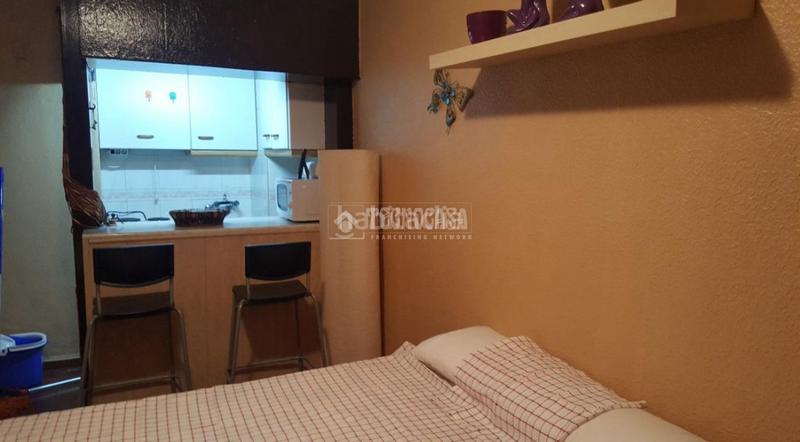 Foto 775d9b62-0277-47ca-808a-19e677720a94. Estudi a Las Brisas Marbella