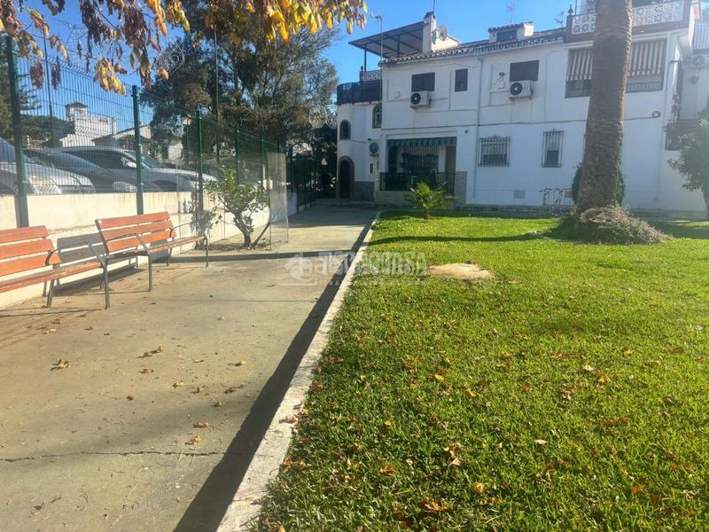 Foto 2de831f1-bb5c-4122-a73a-23e6aeccf729. Casa pareada casa en venta en Santa María Marbella