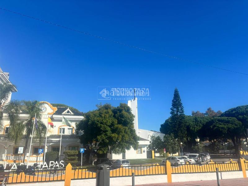 Foto 459cd301-87ef-4a8e-8fc9-c5e16884abf9. Casa pareada casa en venta en Santa María Marbella