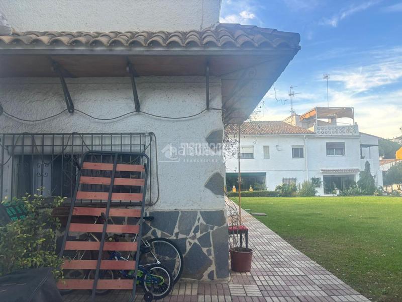 Foto a9e18813-b3e4-4f43-9bb4-e11bc4ba1db5. Casa pareada casa en venta en Santa María Marbella