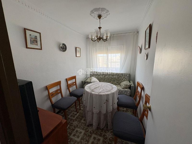 Foto b5d42833-f820-4767-87ea-202fd2c4ebe5. Pis a los jardines de Marbella - la ermita Marbella