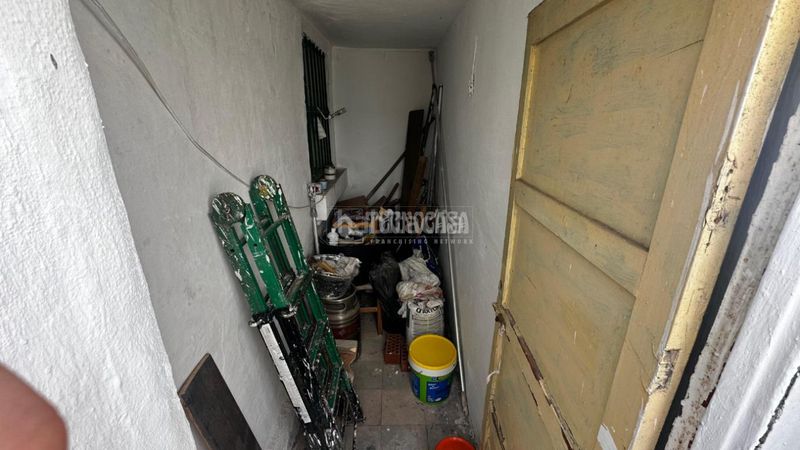 Foto 0db98e74-7bdc-4d22-a7bd-254e4de9a92f. Casa aparellada a Casco Antiguo Marbella
