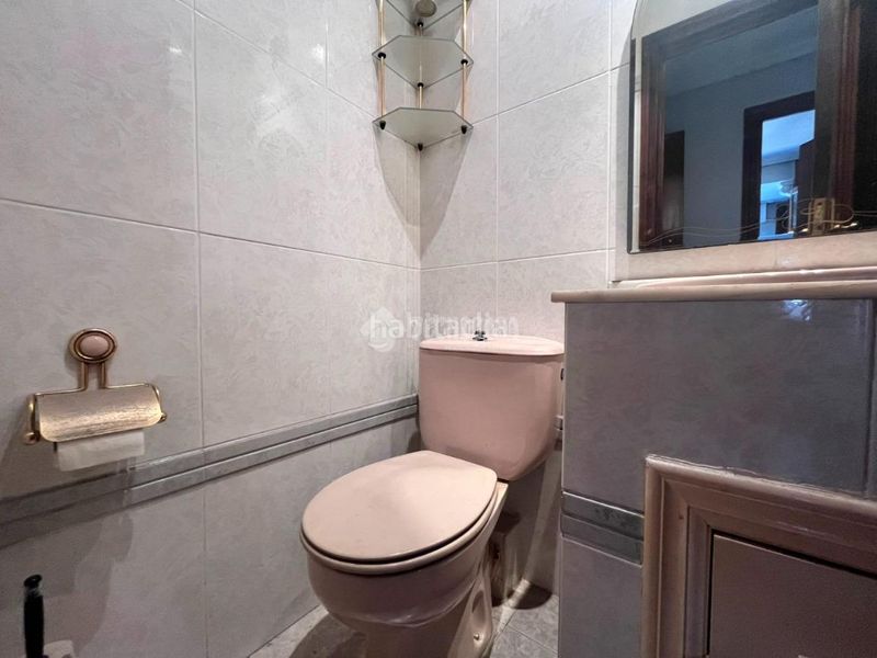 Foto 9a870877-25a7-4a71-a504-81565196c1bc. Piso  en venta en Palos de Moguer Madrid