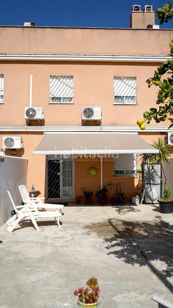 Foto b8823767-27c7-4990-9a5d-d33f9e4da65a. Maison jumelée avec parking dans Olivar de Quintos Montequinto