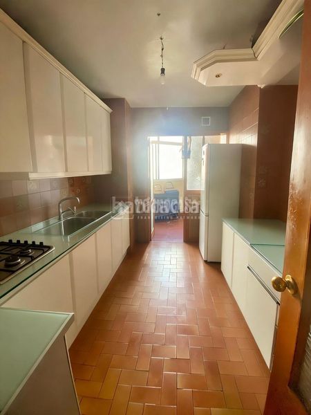 Foto fd45ed29-4214-4087-b55f-65f59ce9bf89. Flat in Centro Montequinto