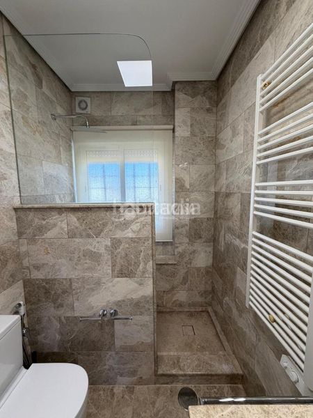 Foto 63473765-7f8f-4882-b815-8cb345695fb2. Casa amb aparcament piscina a Olivar de Quintos Montequinto