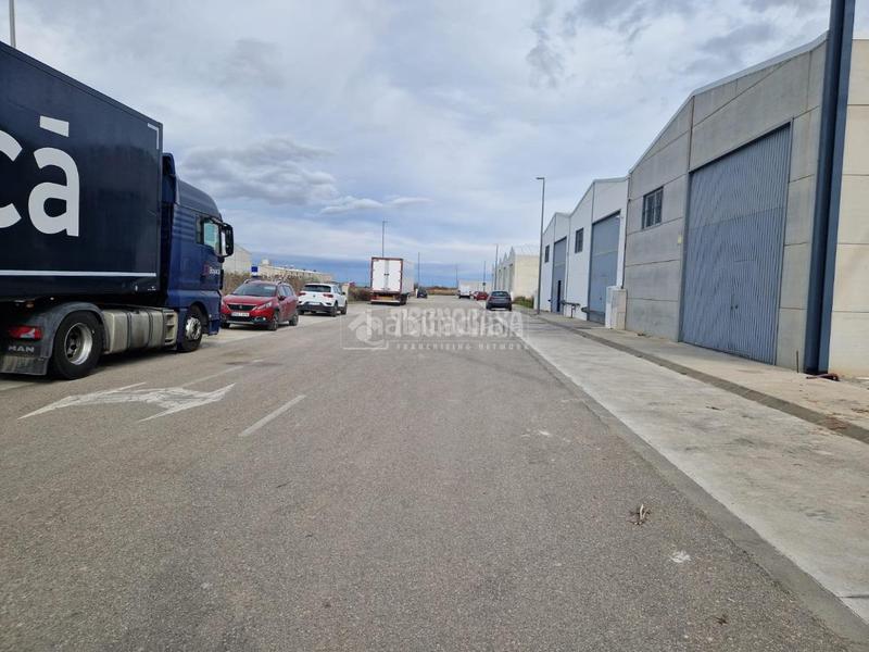 Foto 6d389e7c-4b5f-41c8-af4b-1b3c88b4fcb3. Area edificabile industriale in Osuna