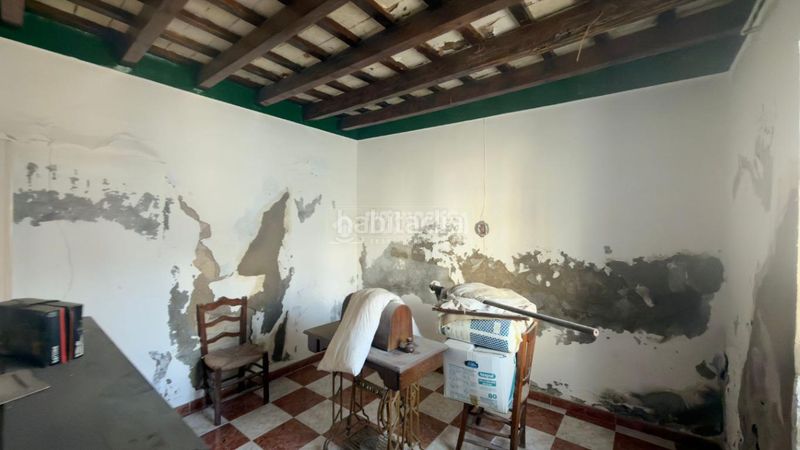 Foto fd21eeca-a517-4c7d-815a-19377cc02535. Casa a Lantejuela (La)