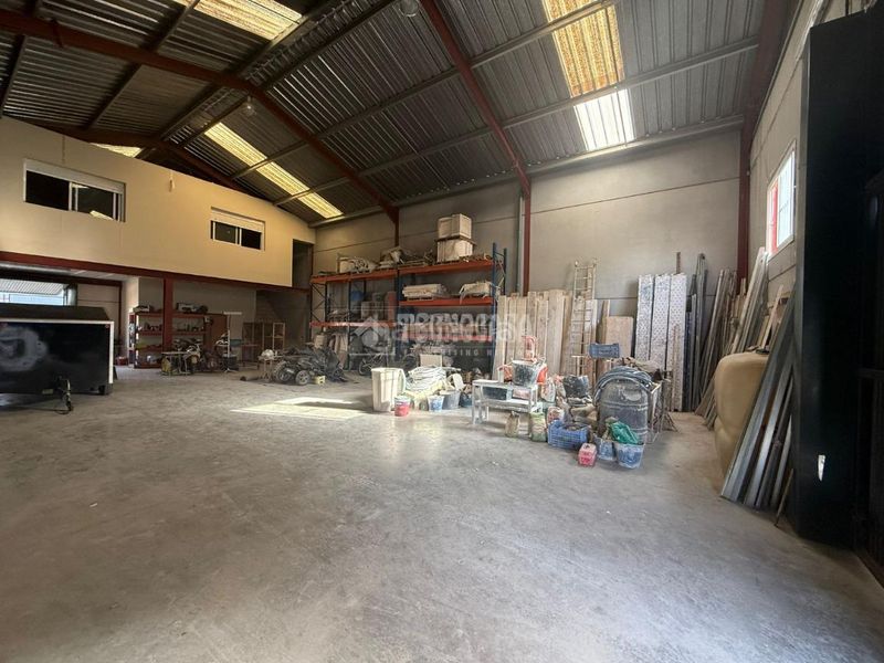 Foto 3b27772c-f19c-49b3-a6cf-c46d69572e3e. Local comercial a Arahal