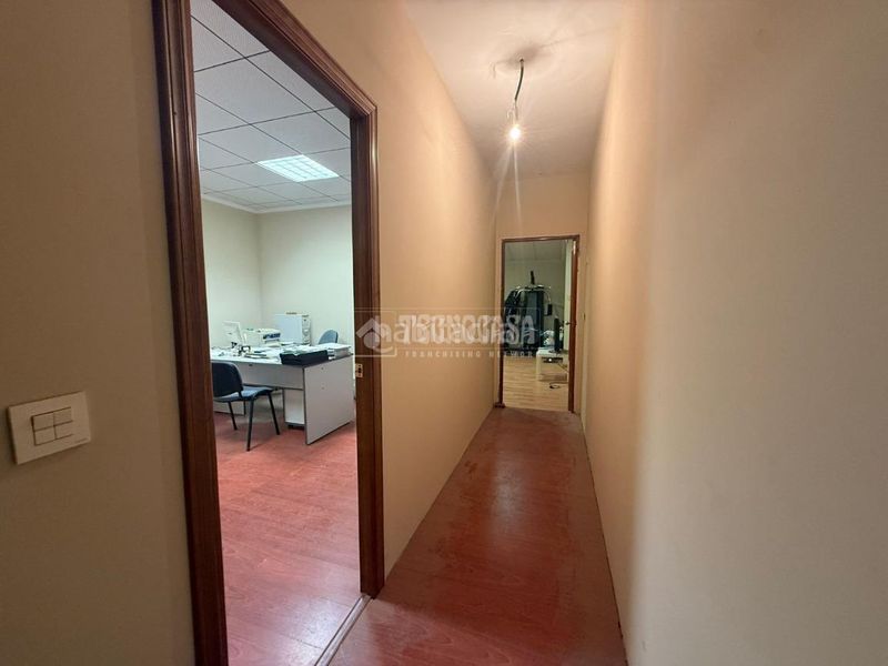 Foto 9089defc-c1d7-4bcc-be5c-6f7c7e2f5c8b. Local comercial a Arahal