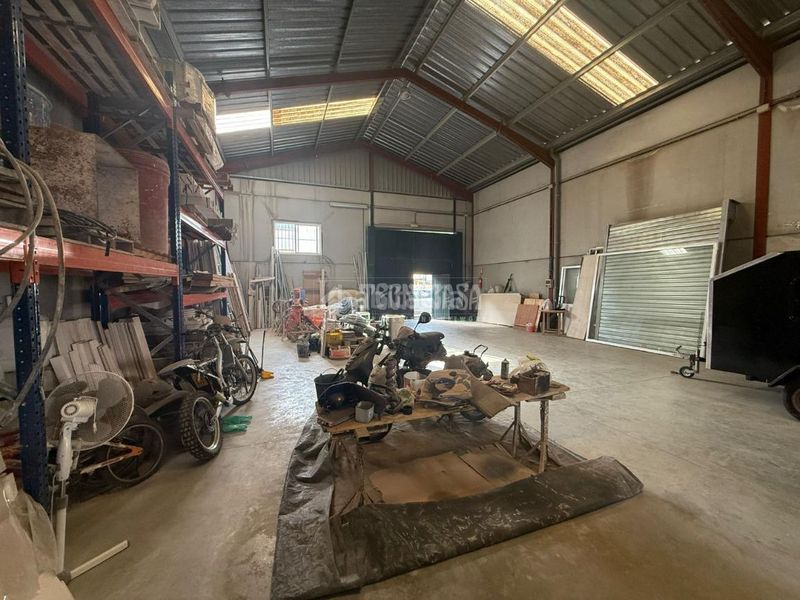 Foto daa63555-2c86-438e-8a6a-e1cc7d1729b1. Local comercial a Arahal