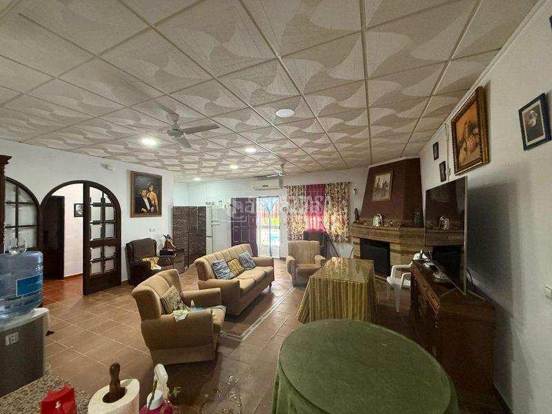 Foto 9dca8bca-0c8a-43a1-ab03-0b2f1c8212df. Masia amb calefacció a Arahal