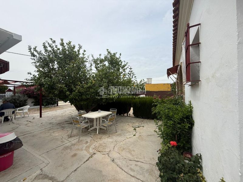 Foto ebc3a73f-6647-4dd1-b155-f4db9a441b05. Masia amb calefacció a Arahal