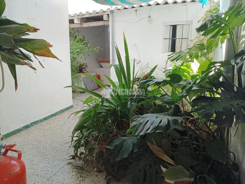 Foto 003bcf89-f232-4b31-b9b9-ad8e53aea288. Casa  en venta en Arahal