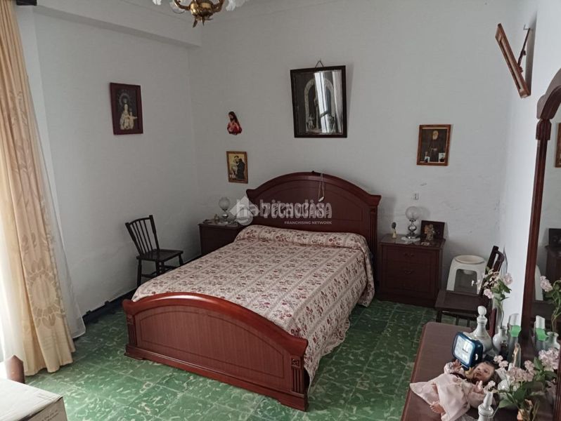 Foto 050c37f3-6b19-4256-ac8f-6dbe63cf9aae. Casa  en venta en Arahal