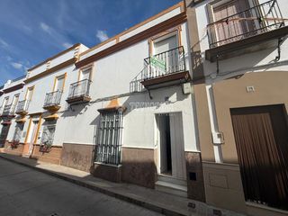 House  C. mogrollos. Casa en venta en arahal