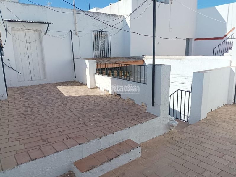 Foto 2d19bb81-64f4-47cf-9c3f-ac2944c33fda. Casa  en venta en Arahal