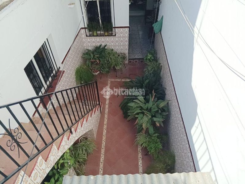 Foto a4028c1d-2c3f-42cc-a4ac-489044d337a5. Casa  en venta en Arahal